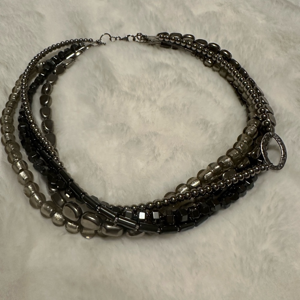 Silpada Hematite
Hailstone 5 layer
Necklace. Sterling Silver, Vintage